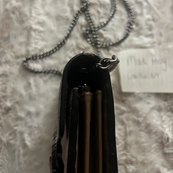 Gucci GG Dionysus Supreme Wallet on Chain - Picture 5 of 15